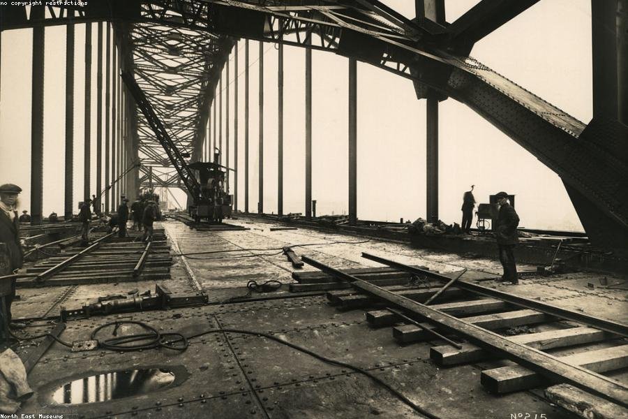 BuildCore Bauprofis auf der Baustelle